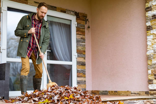 Best Garage Cleanout Services  in Willmar, MN